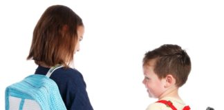 2x Figuurtjes rugzak rugzak