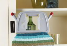 Fris gestreept strijkplankhoes