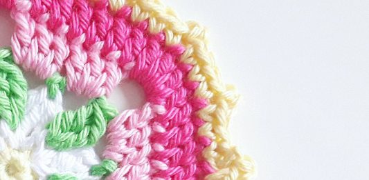 Gratis haakpatroon Daisy Coasters www.crochetaddict.nl