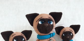 Keesje Siameesje en haar kittens.