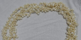 Een ketting voor Valentijnsdag haken gehaakte kralenketting