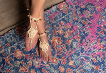 Ibiza style barefoot sandalen