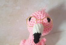 Amigurumi-figuren en hun accessoires bril amigurumi flamingo