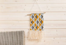 Wandhanger met grafisch patroon