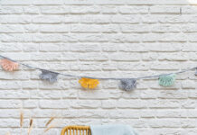 Rectificatie Feestelijke slinger Aan de Haak 42