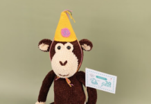 Knuffelaap viert feest