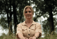 Tas met houten mandala’s